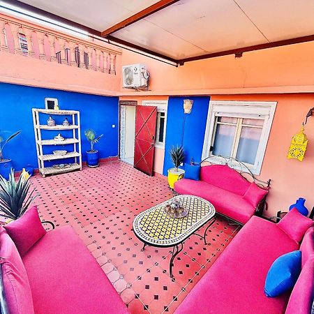 Apartment with nice private terrace&parking Appartement avec jolie terrasse privée et parking Marrakesh Exterior foto