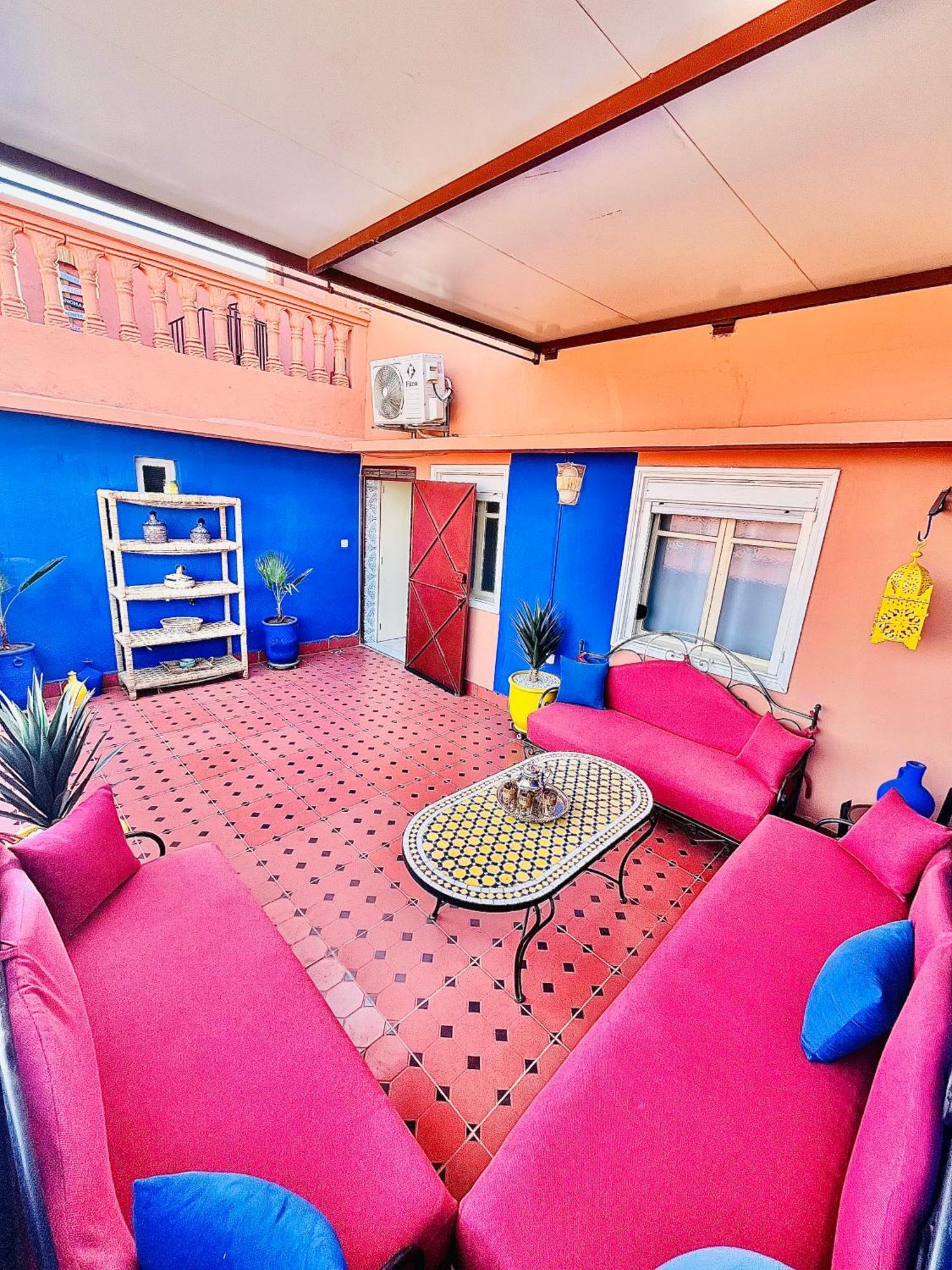 Apartment with nice private terrace&parking Appartement avec jolie terrasse privée et parking Marrakesh Exterior foto