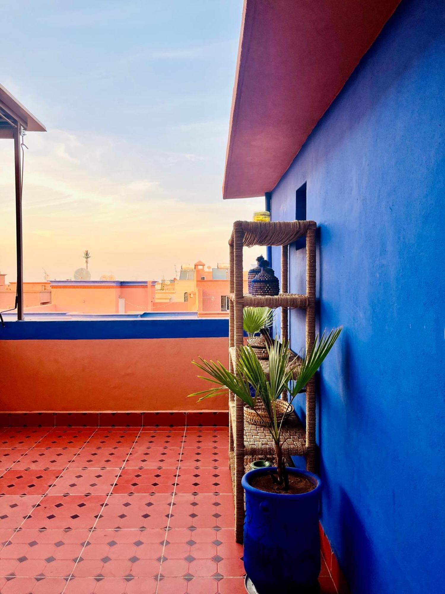 Apartment with nice private terrace&parking Appartement avec jolie terrasse privée et parking Marrakesh Exterior foto