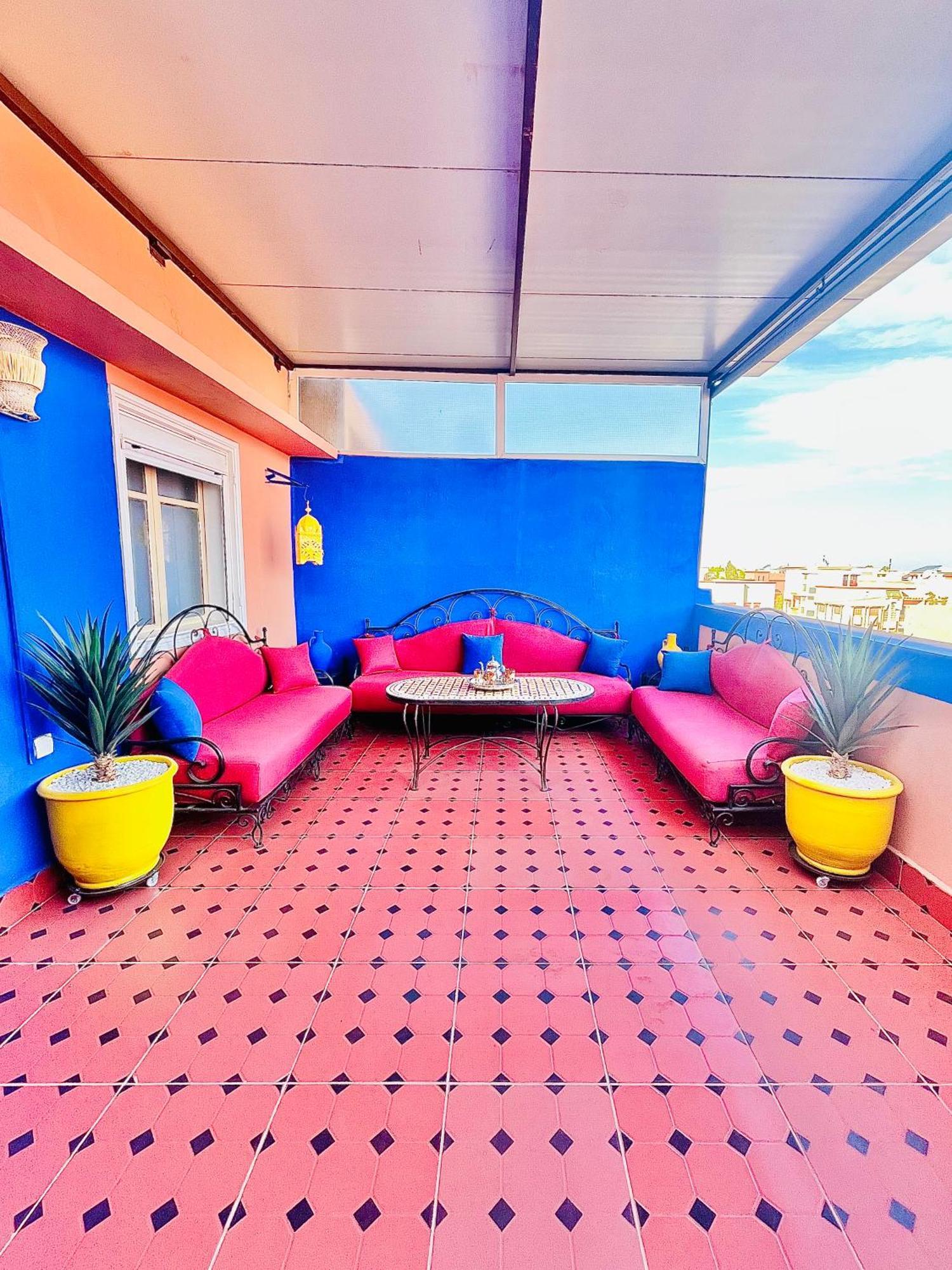 Apartment with nice private terrace&parking Appartement avec jolie terrasse privée et parking Marrakesh Exterior foto