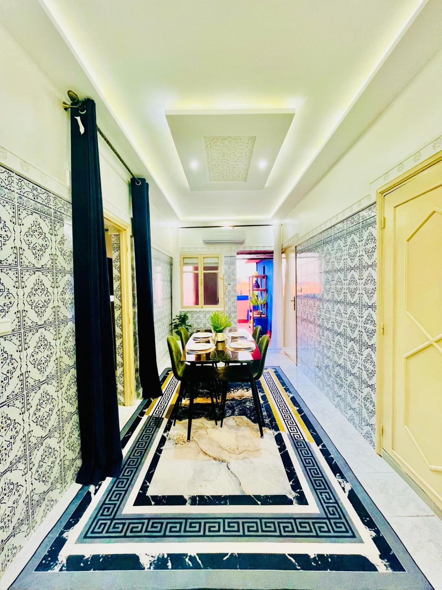 Apartment with nice private terrace&parking Appartement avec jolie terrasse privée et parking Marrakesh Exterior foto